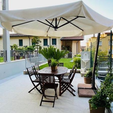 Casa Vacanze Lea Villa ตอสโกลาโน มาแดร์โน ภายนอก รูปภาพ